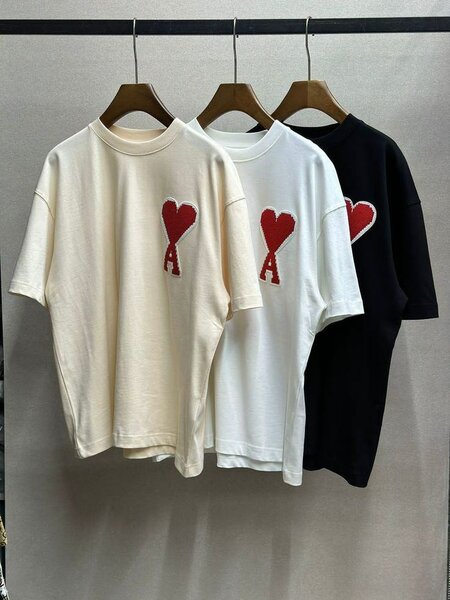 T-shirt unisexe avec cœur