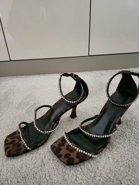 sandals heels
