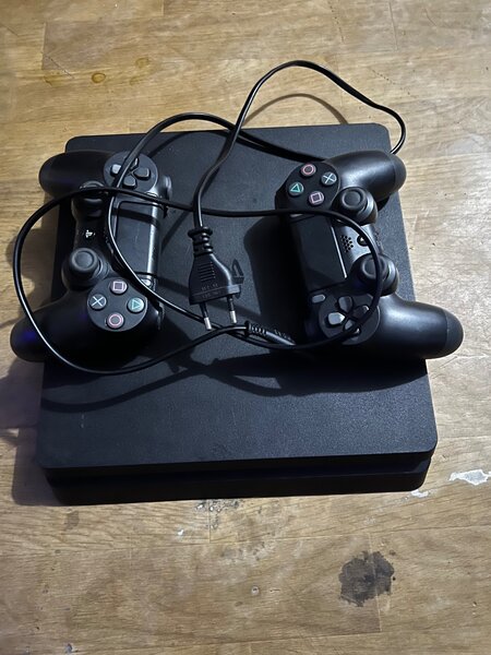 PlayStation 4