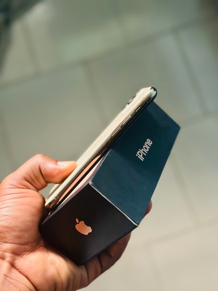 iPhone 11pro 64giga