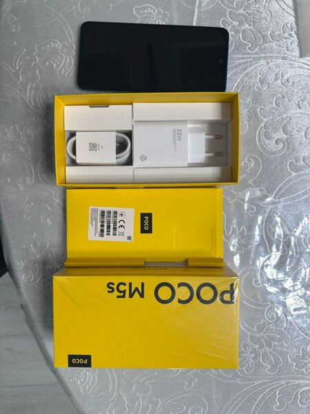 Poco M5S