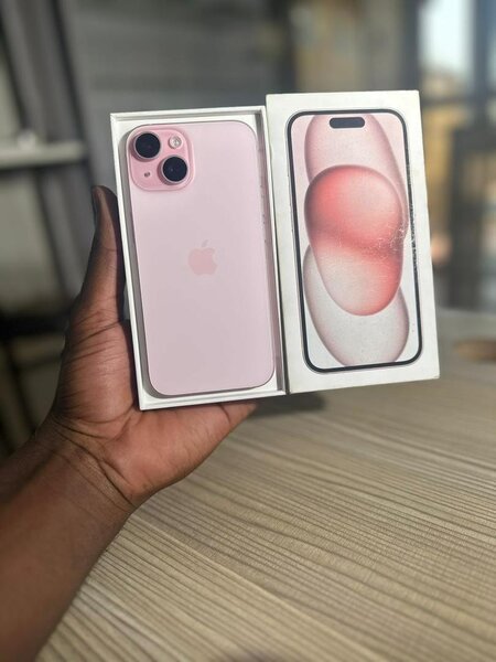 iPhone 15