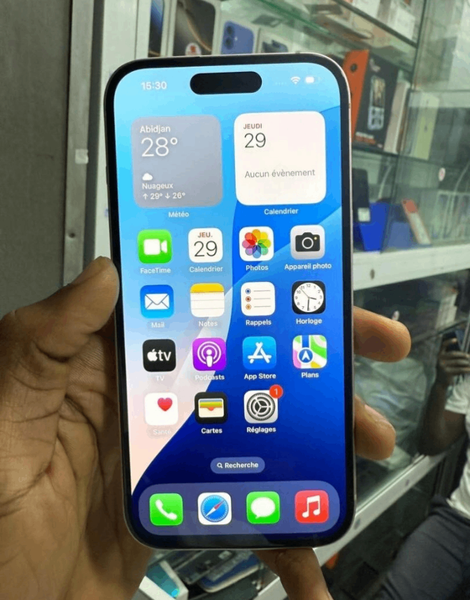 iPhone 14 simple