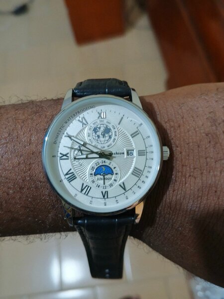Montre classique élégante