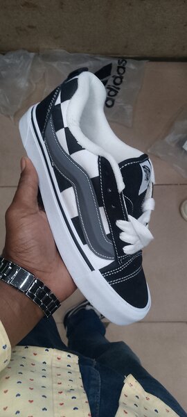 NEW SCHOOL VANS