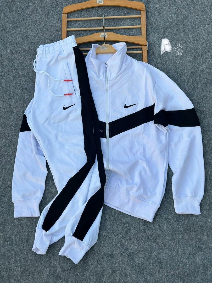 Survêtement sportif Nike homme
