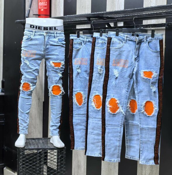 Hard jeans