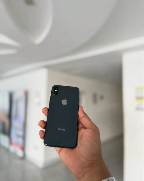 iPhone X