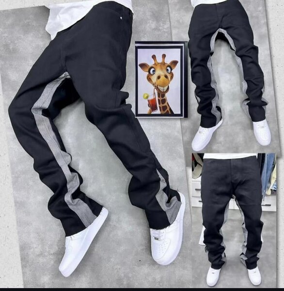 Heavy baggy jeans