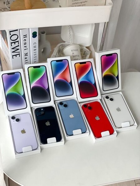 iPhone 13