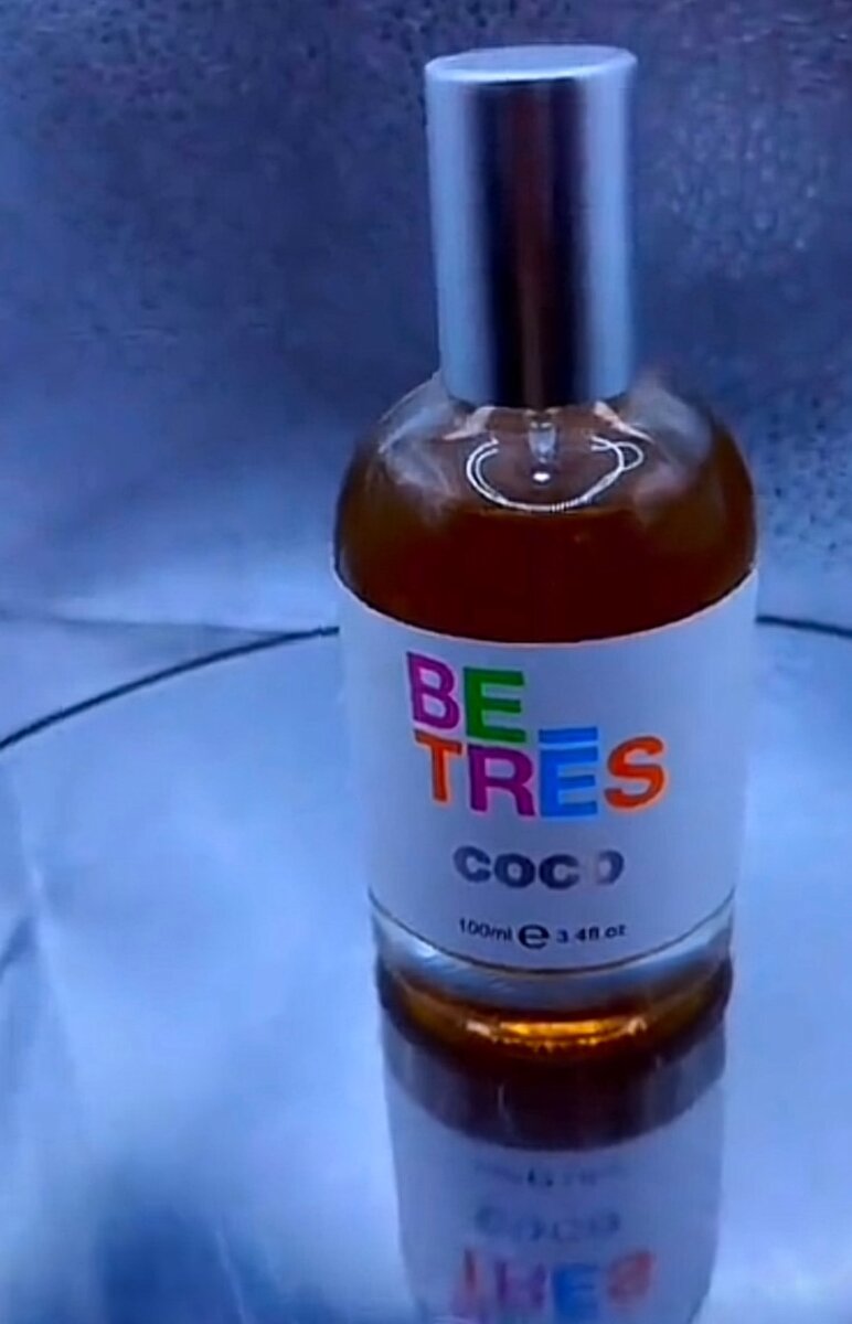 Be Tres body splash