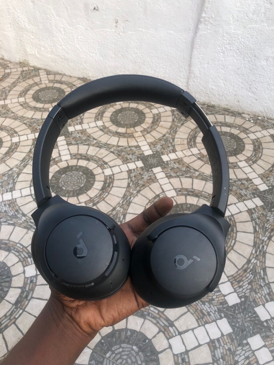 Anker soundcore Q20i