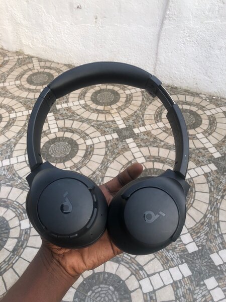 Anker soundcore Q20i
