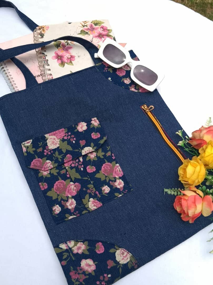 Tote bag