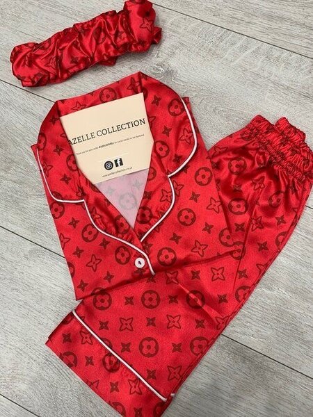 Night wear