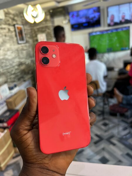 iPhone 12