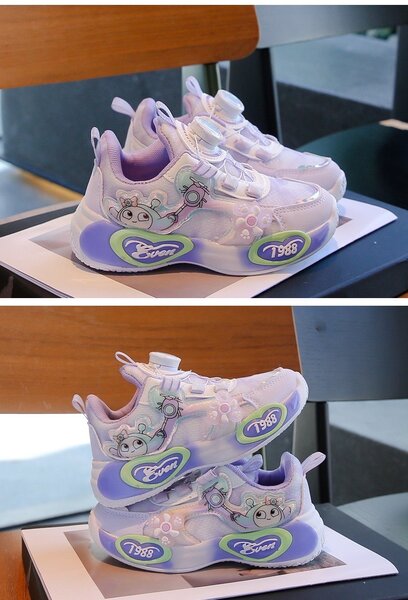 Girls sneakers