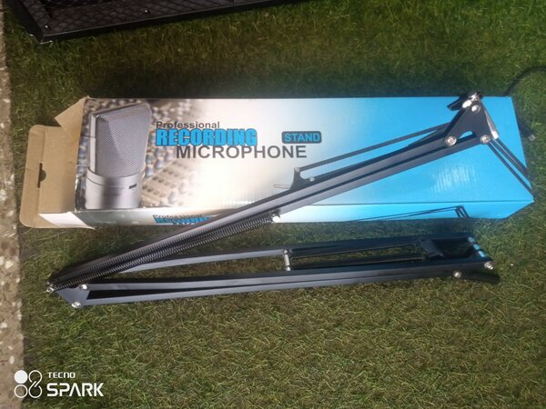 Studio mic stand