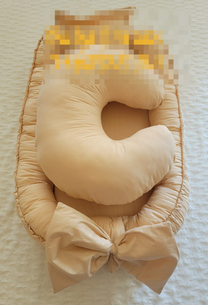 brown sleeping kit