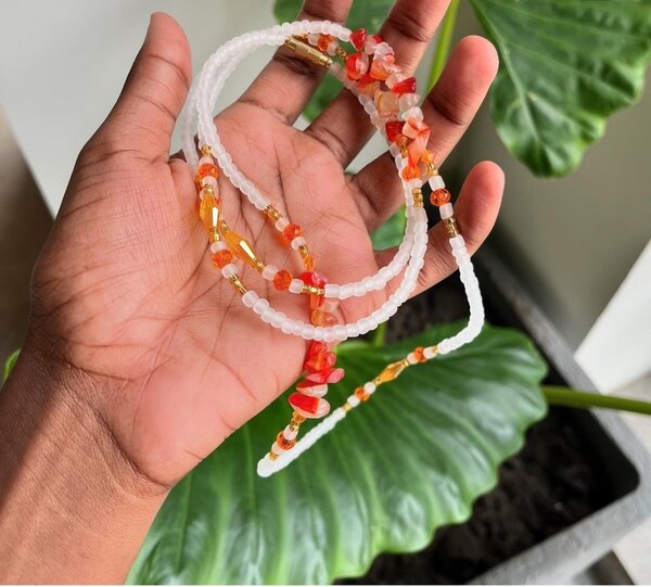Waist beads