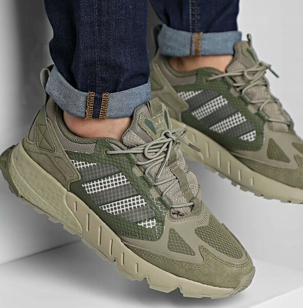 ADIDAS CLASSIC