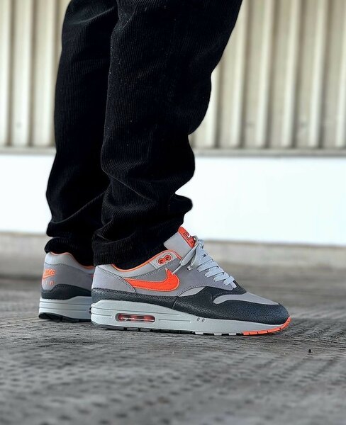 NIKE AIRMAX