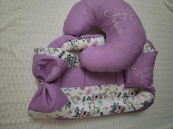 Nursing pillows