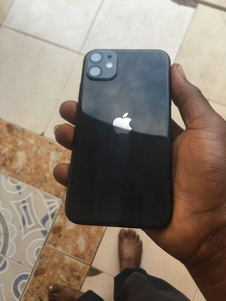 iPhone 11 64 gig