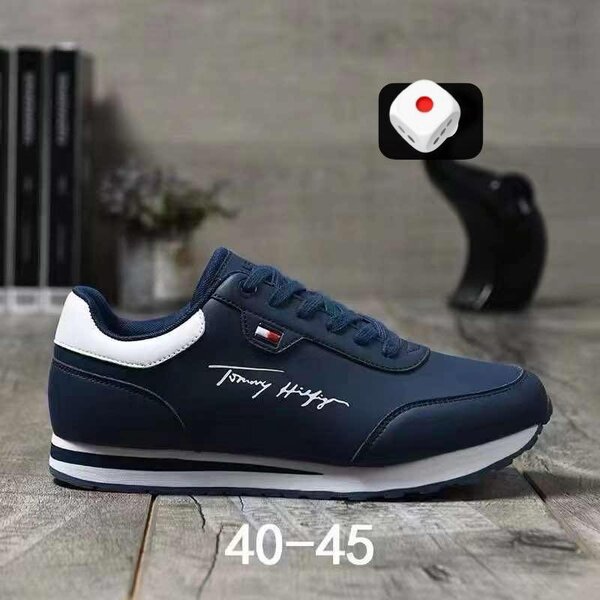 TOMY HILFIGERS