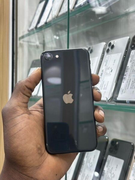 iPhone SE