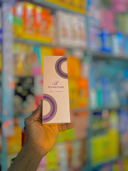 PARFUM SI ROMANTIQUE