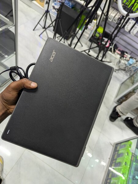 Mini laptop with 20