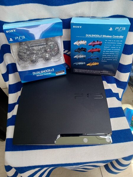 Console Sony PS3 + Manette