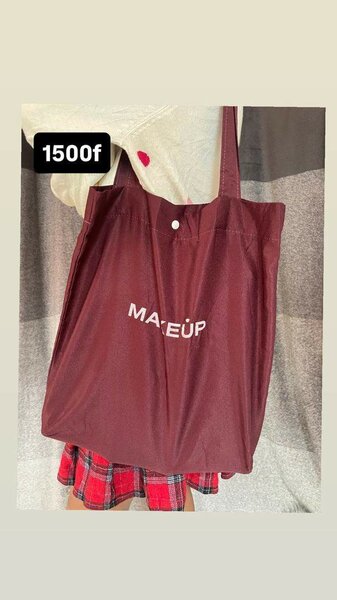 Tote bags