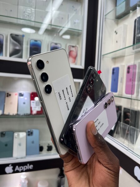 Samsung S23 256Go