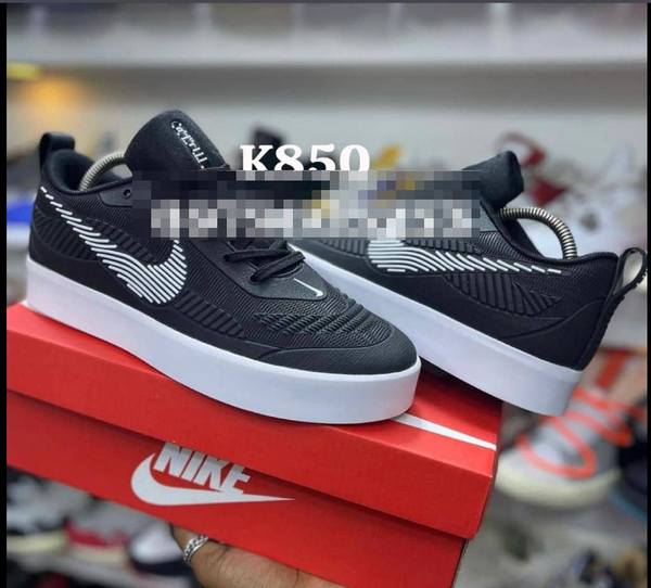 Nike Tiempo