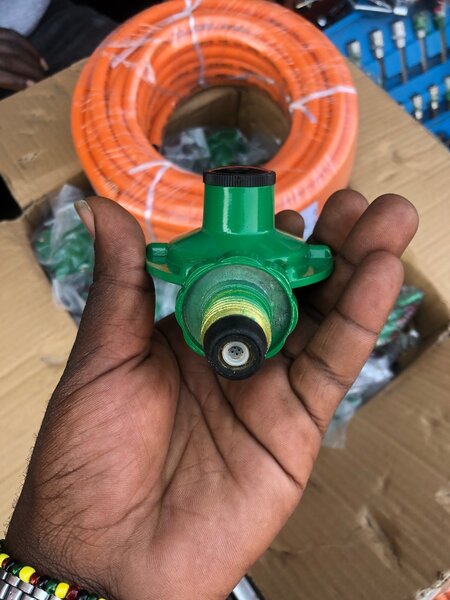 Gas regulator