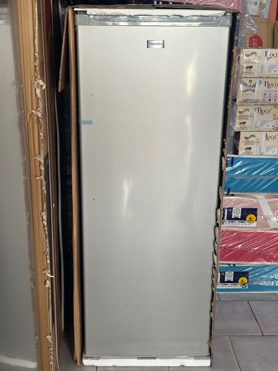 Congélateur Nasco 6 casiers (180L)