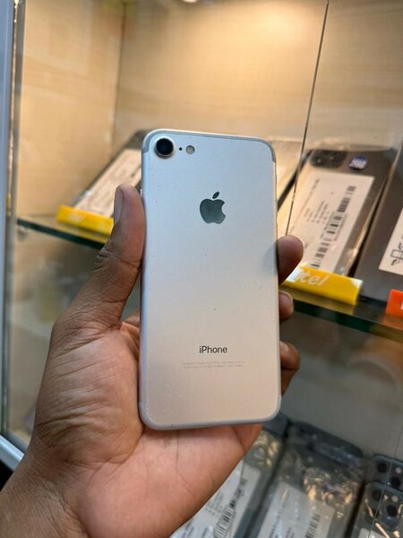iPhone 7
