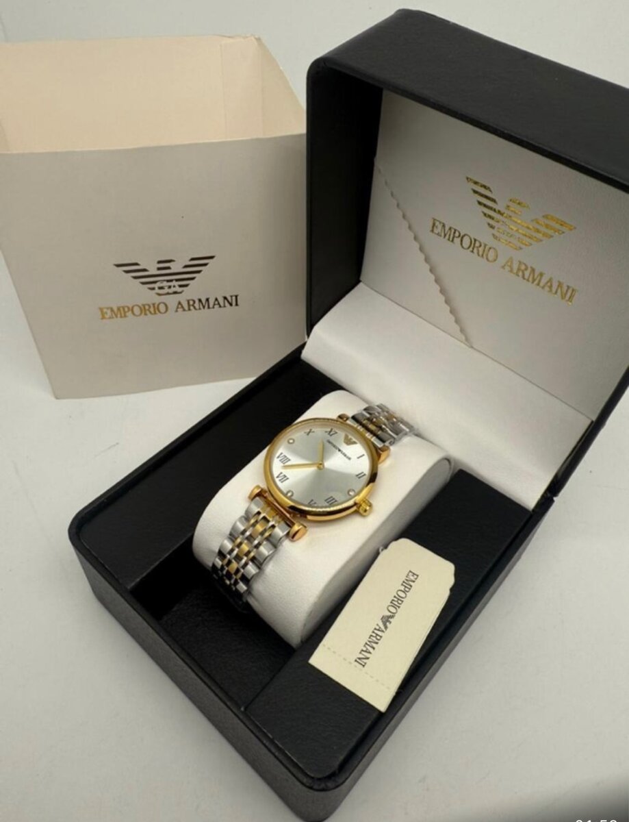 Montre Emporio Armani pour femme