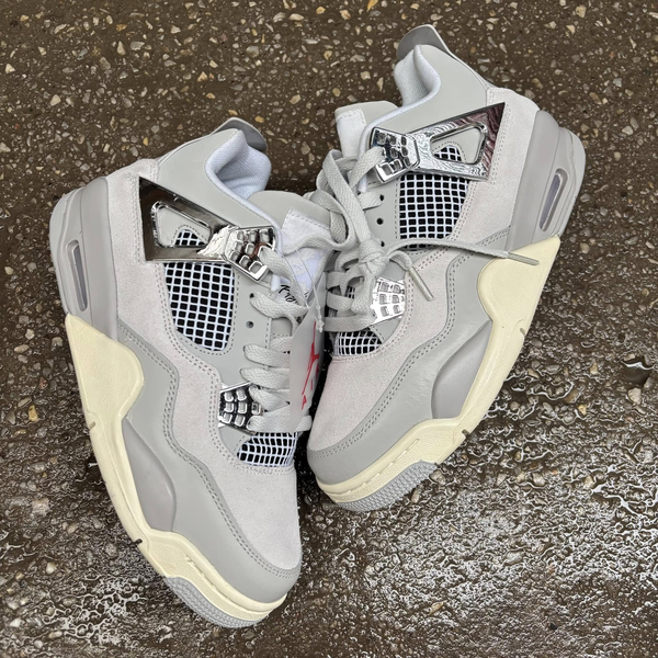 Jordan 4 