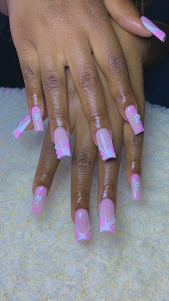 Acrylics nails