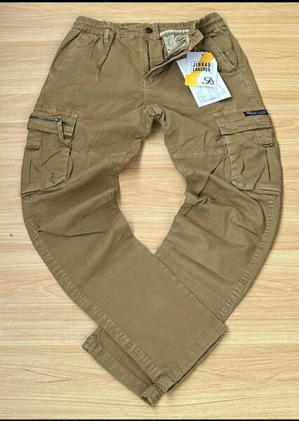 baggy jeans