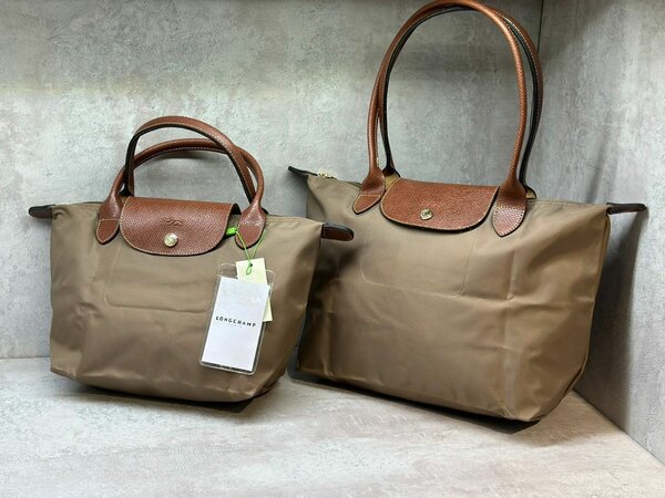 LONGCAMP