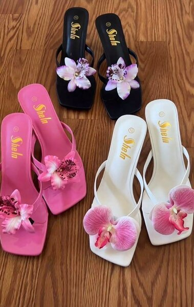 Sandales ornées pour femmes