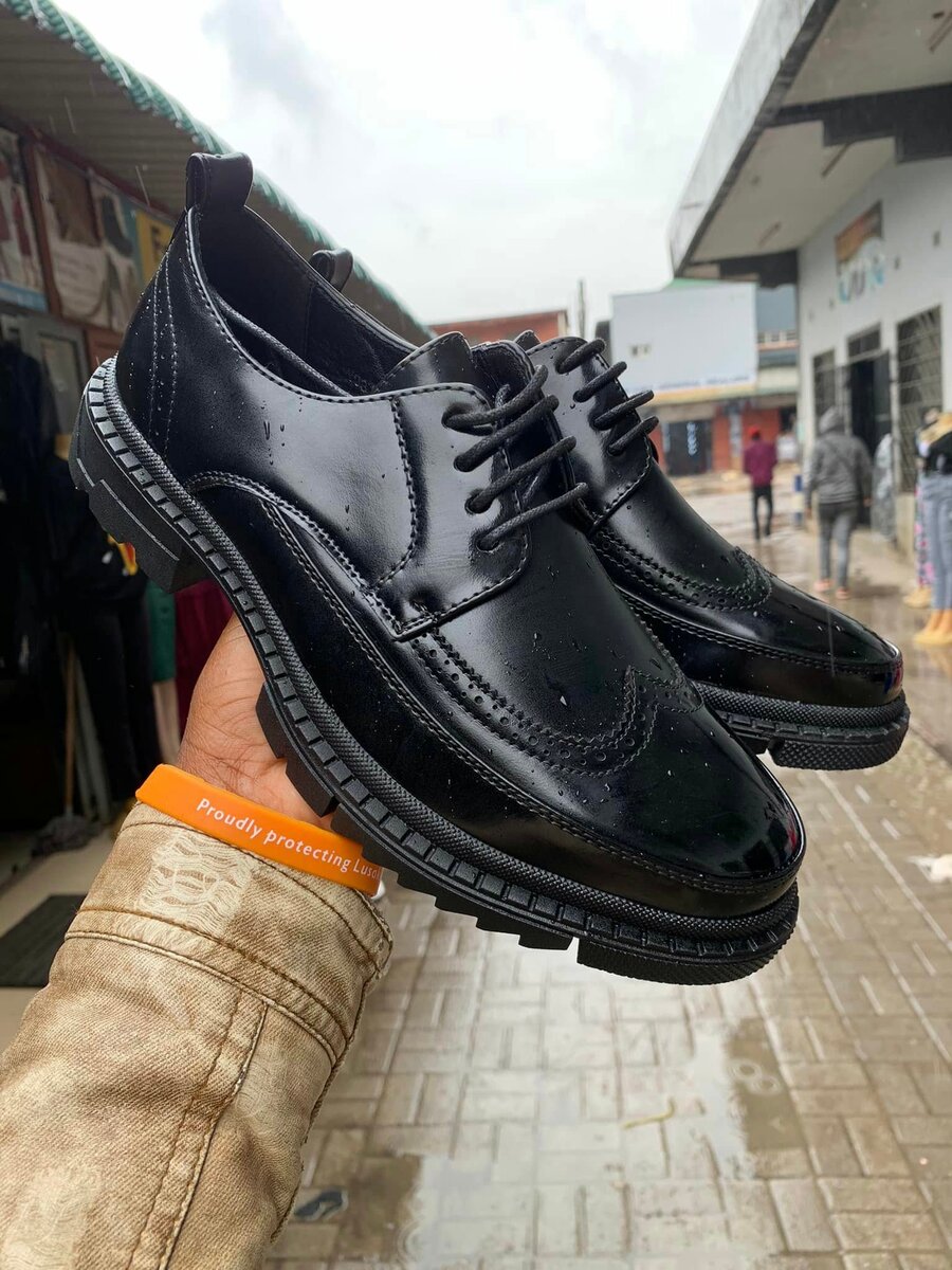 MEN’S SMART SHOES