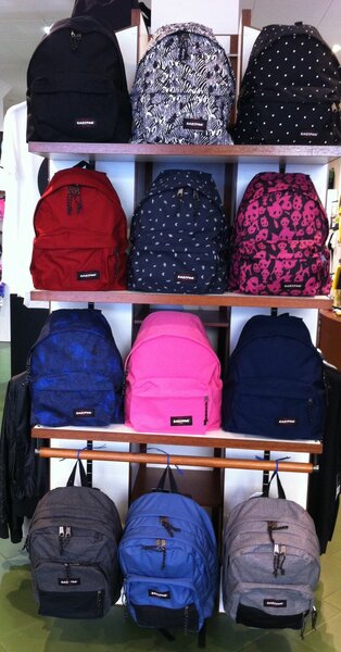 Sacs à dos colorés tendance