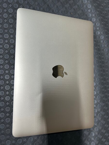 MacBook