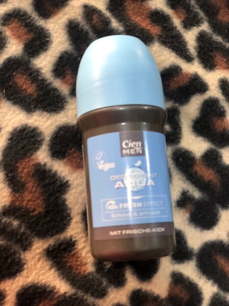 Cien men roll -on