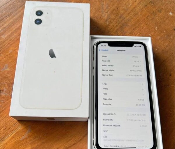 iPhone 11 simple blanc